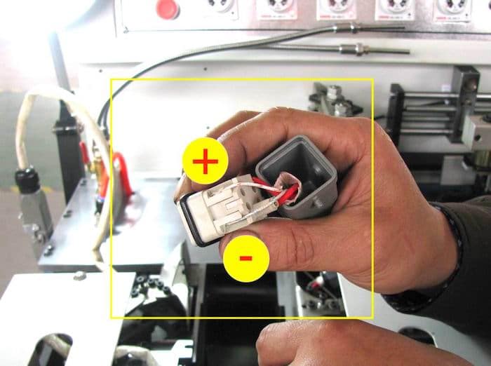 wire connection for temperature sensor